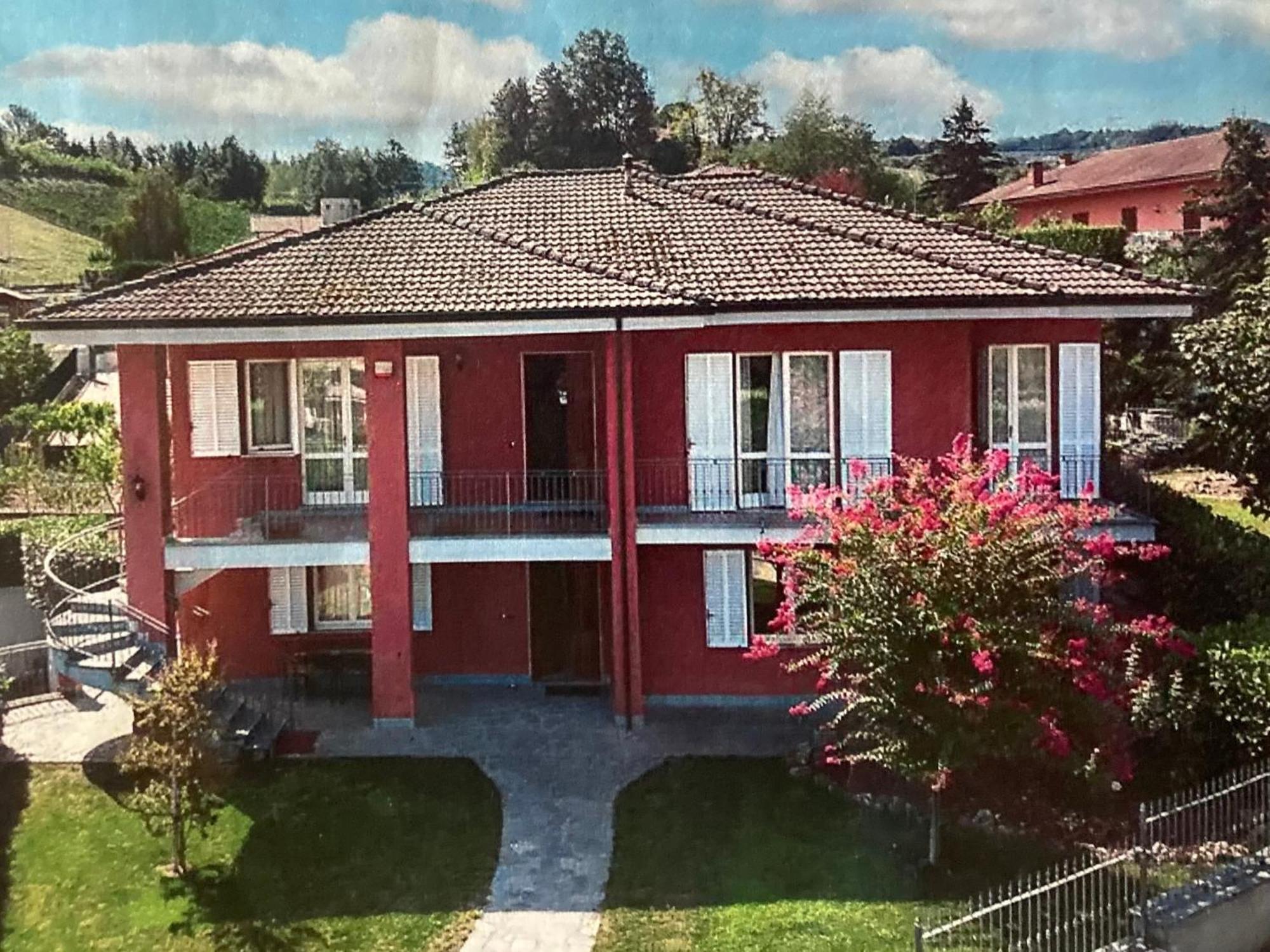 Ferienwohnung Casa Finestre Bianche Canelli Exterior foto